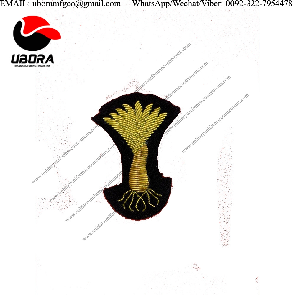HAT CAP BADGE Welsh Guards Officers Embroidered Cap Badge In Gold Bullion On Black Cloth insignia